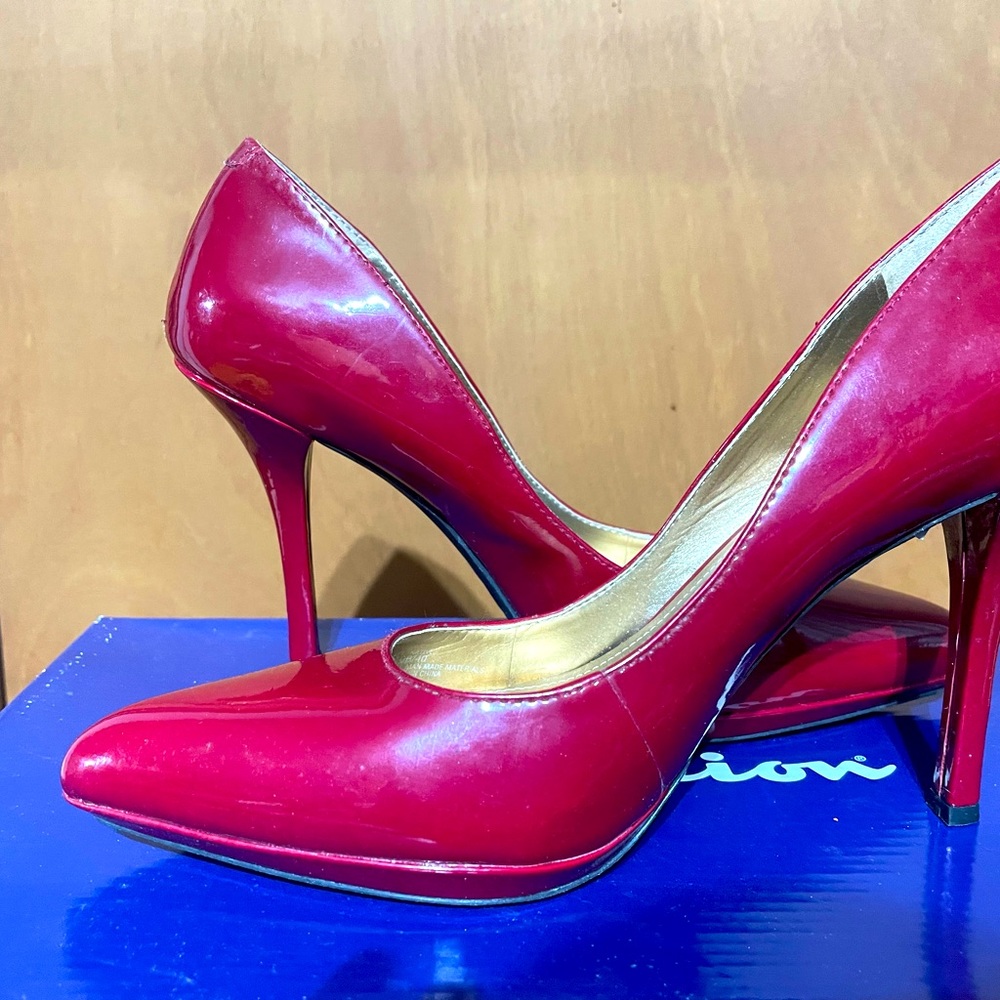 BCBG red heels...never worn BRAND NEW